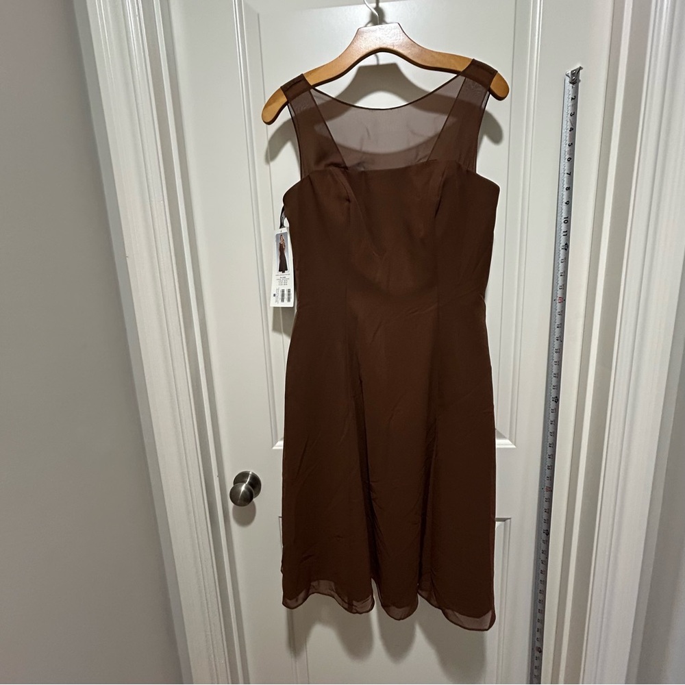 Alfred Angelo women’s size 10, NWT Chocolate Brown chiffon cocktail length Dress